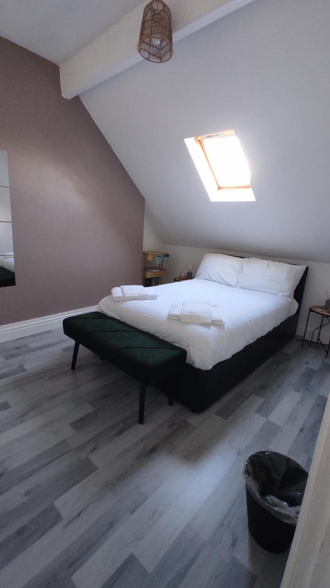 Casa Jimenez - Close To Town With Shared Bathroom Cardiff Exteriér fotografie